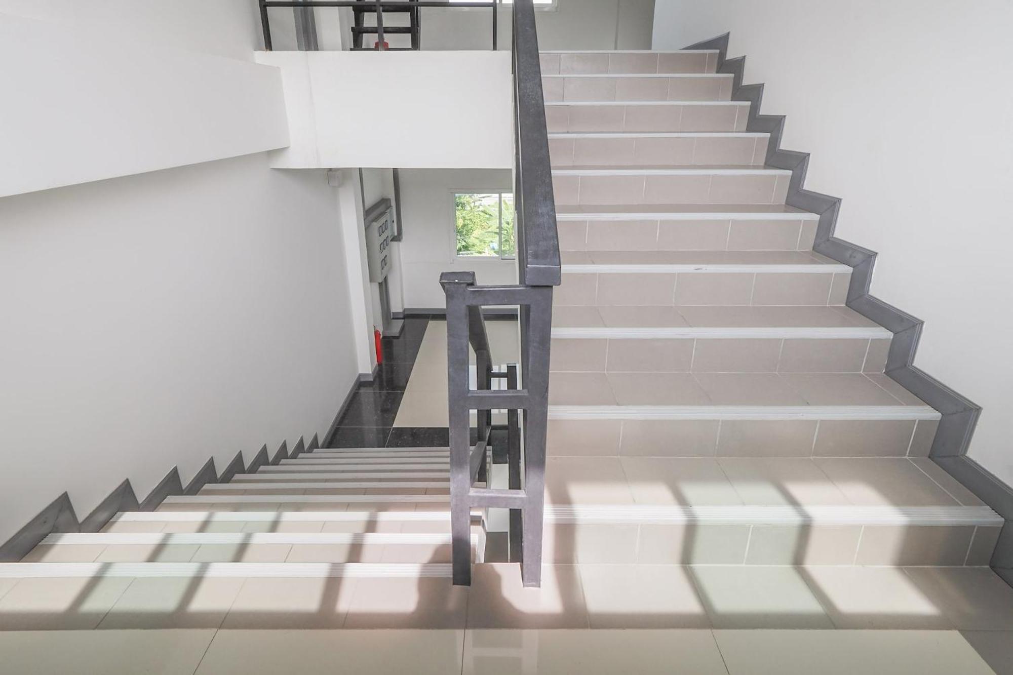K&K Apartment Samut Prakan Eksteriør bilde